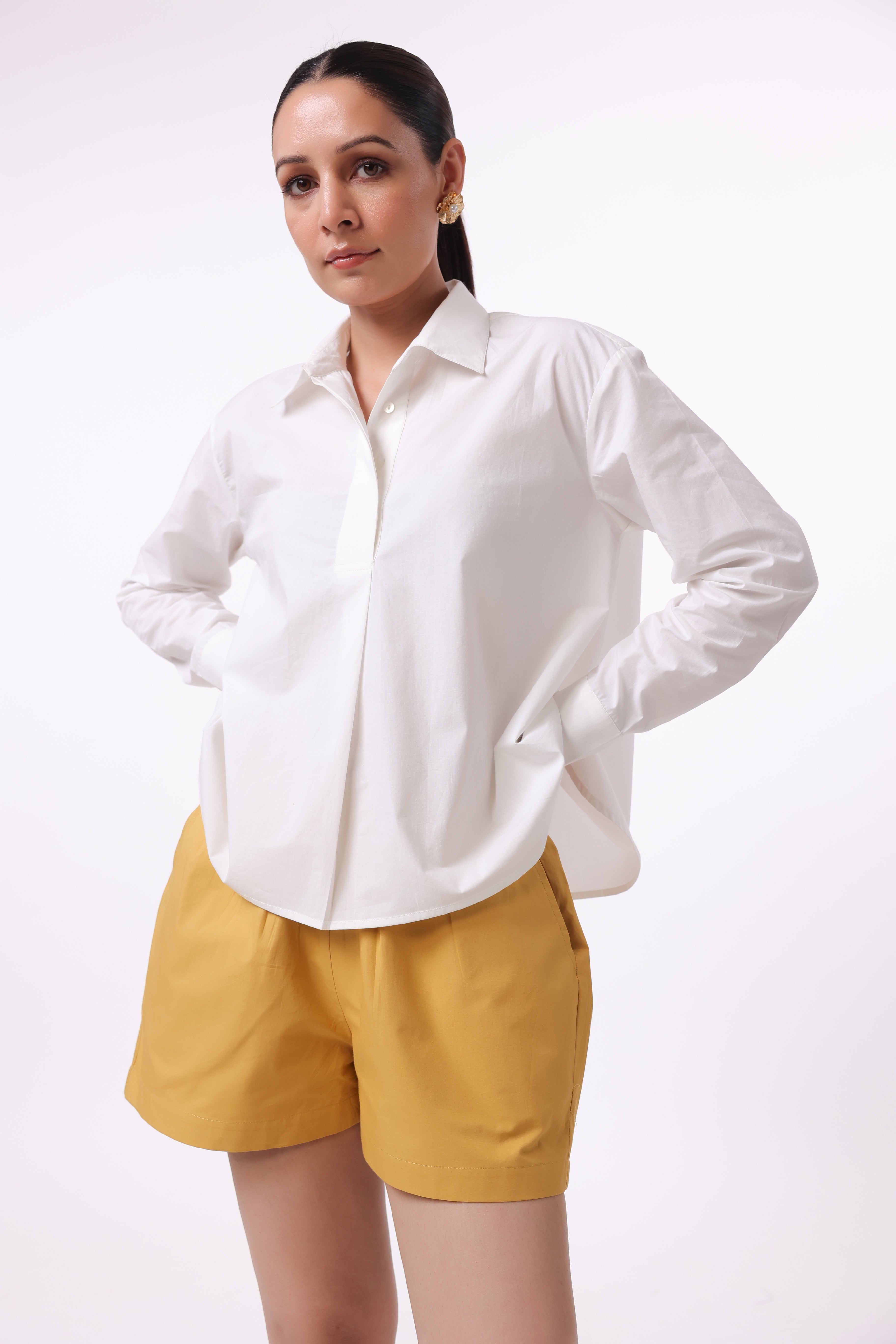 Women White Solid Cotton Top